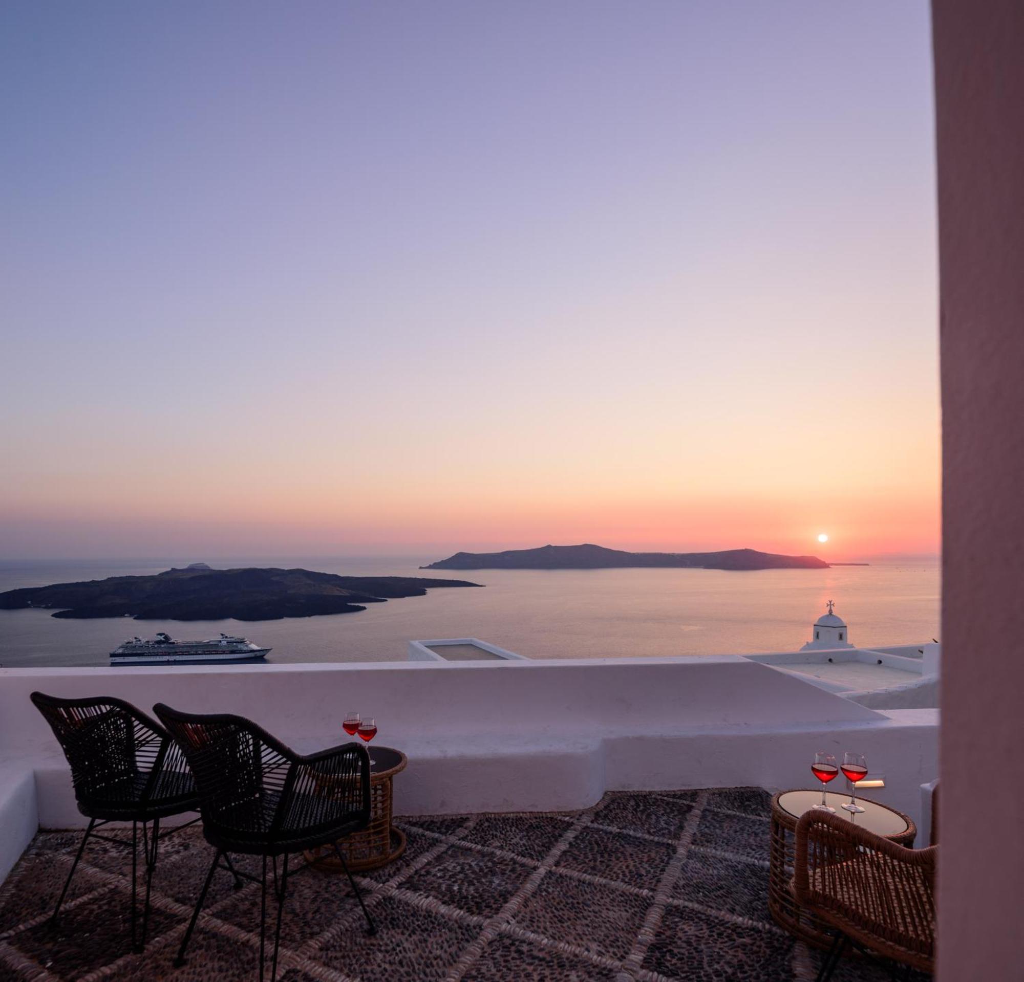 Anemos Family Suites Тира Экстерьер фото