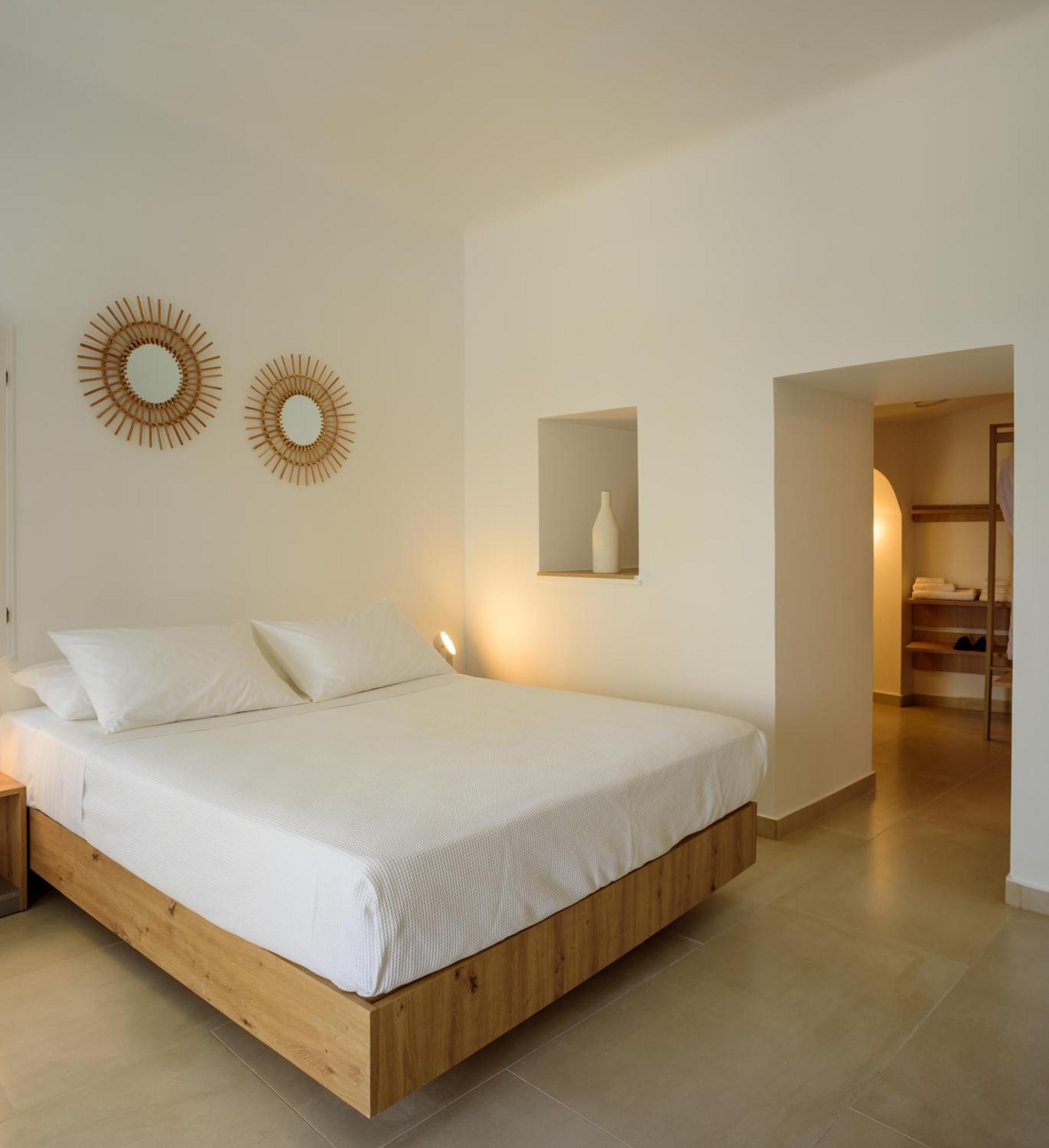 Anemos Family Suites Тира Экстерьер фото